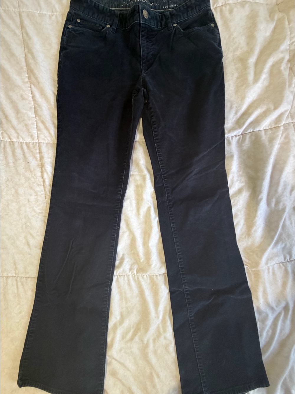 Eddie Bauer Women's Black Jeans - Flared Leg 4
